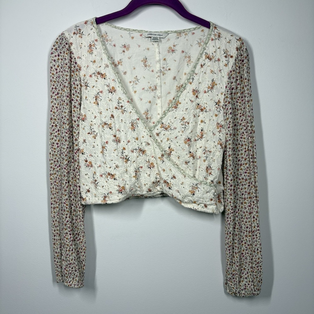 American Eagle Womens Cropped Eyelet Top Size M Microfloral Cotton Long Sleeves‎